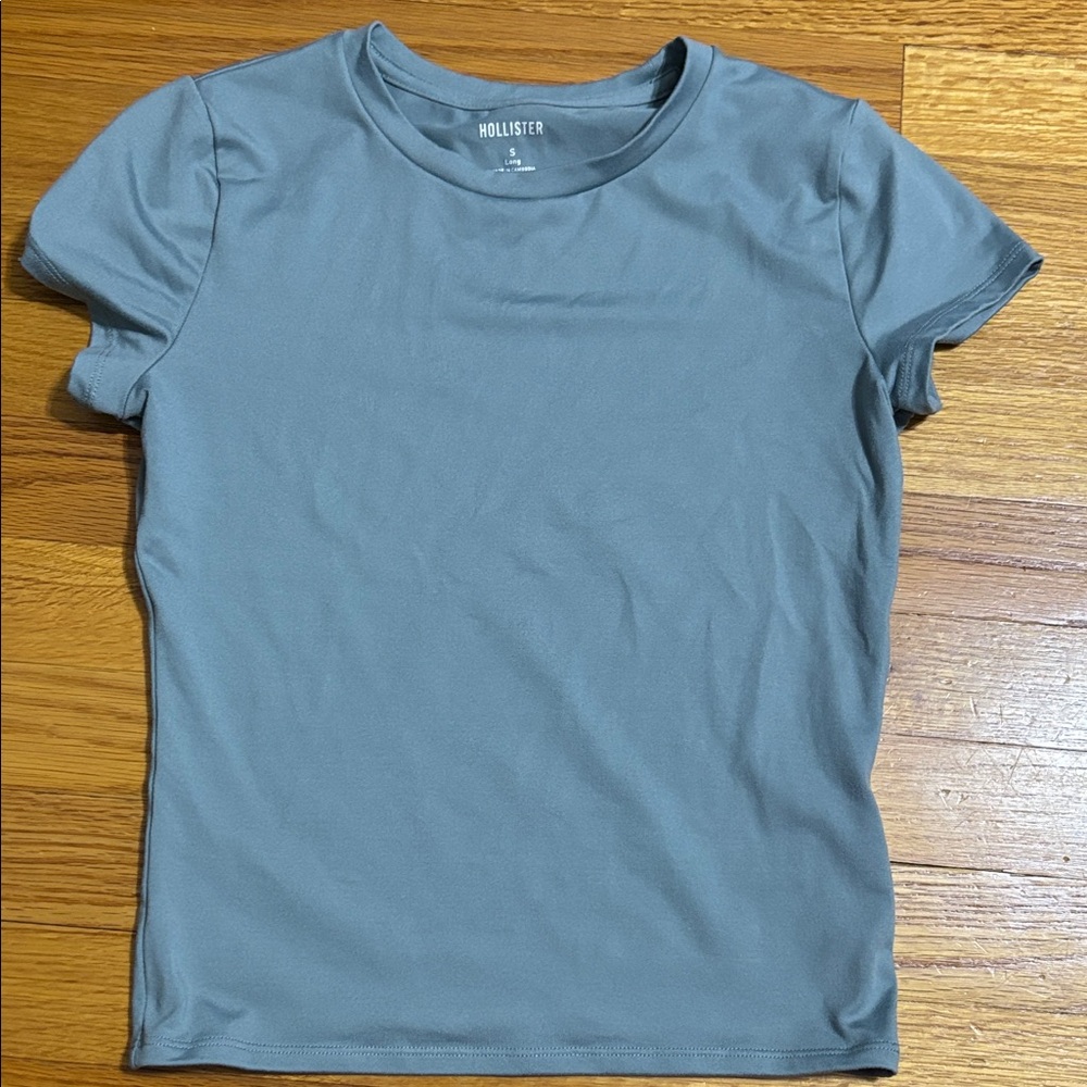 Hollister Women's Slate Blue Short Sleeve Tee